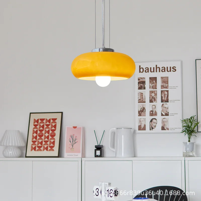 Nordic retro Bauhaus chandelier in metal and glass - vue 10 sur 14