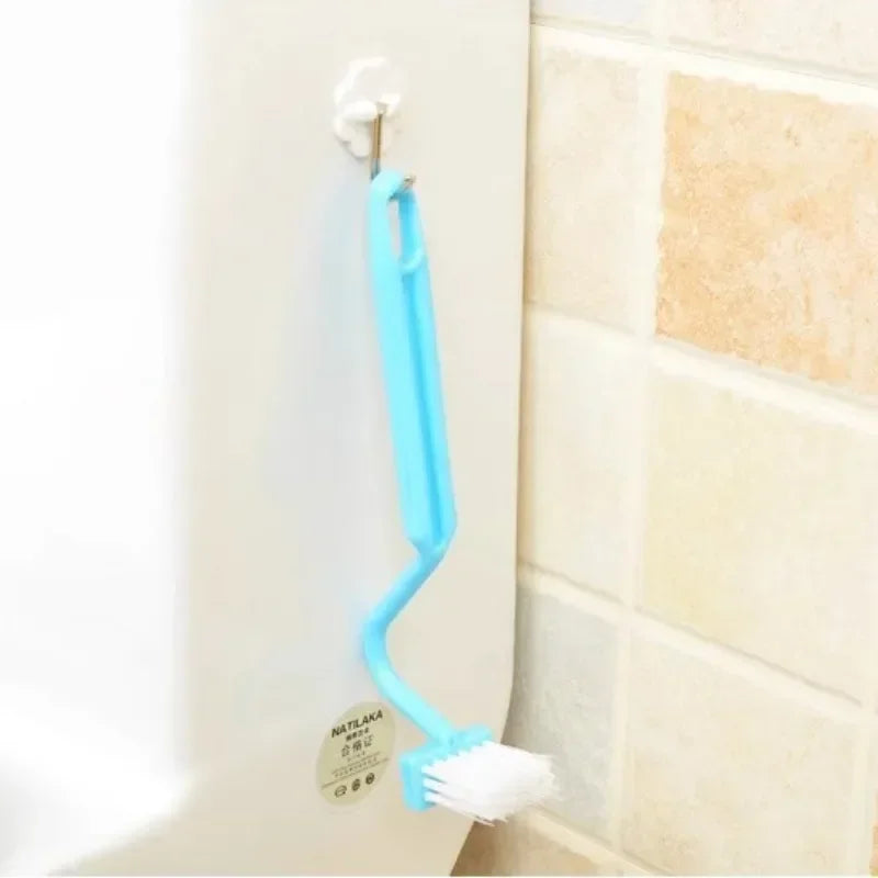 Wall-mounted curved toilet brush with soft bristles - vue 4 sur 7