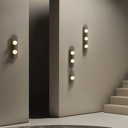 Minimalist rounded design wall light - vue 5 sur 9