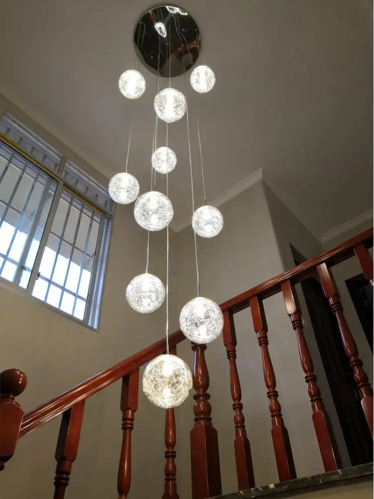 Glass ball pendant light for modern stairwell lighting - vue 7 sur 7