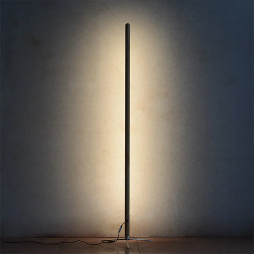 Modern wooden floor lamp with 360-degree adjustable ambient light - vue 2 sur 8