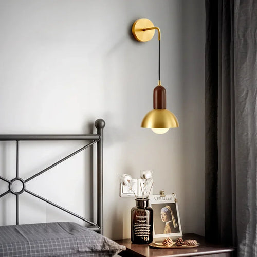 Minimalist Japanese style chandelier in black walnut with brass wall light - vue 2 sur 8