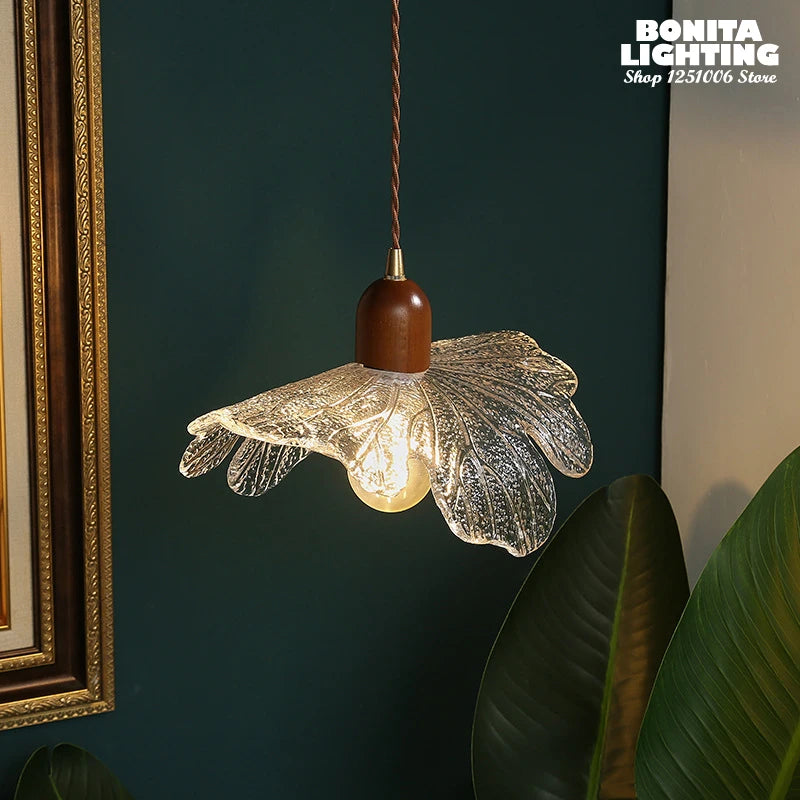 Lotus pendant light in walnut, brass and vintage glass - vue 3 sur 8