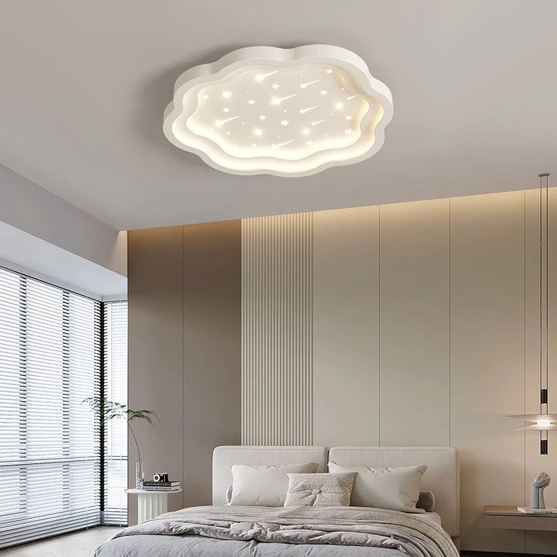 Creative LED chandelier for luxury lighting
