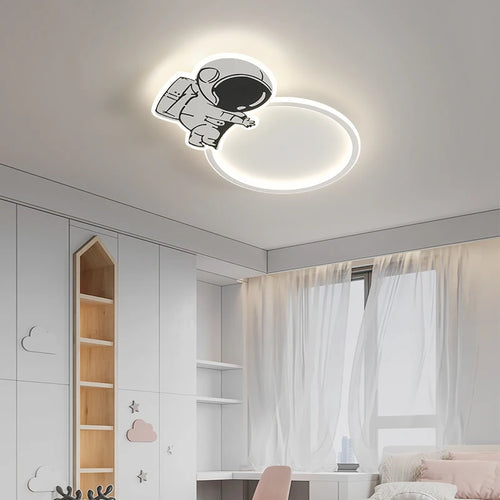Modern LED ceiling light for bright and elegant interior décor - vue 4 sur 10