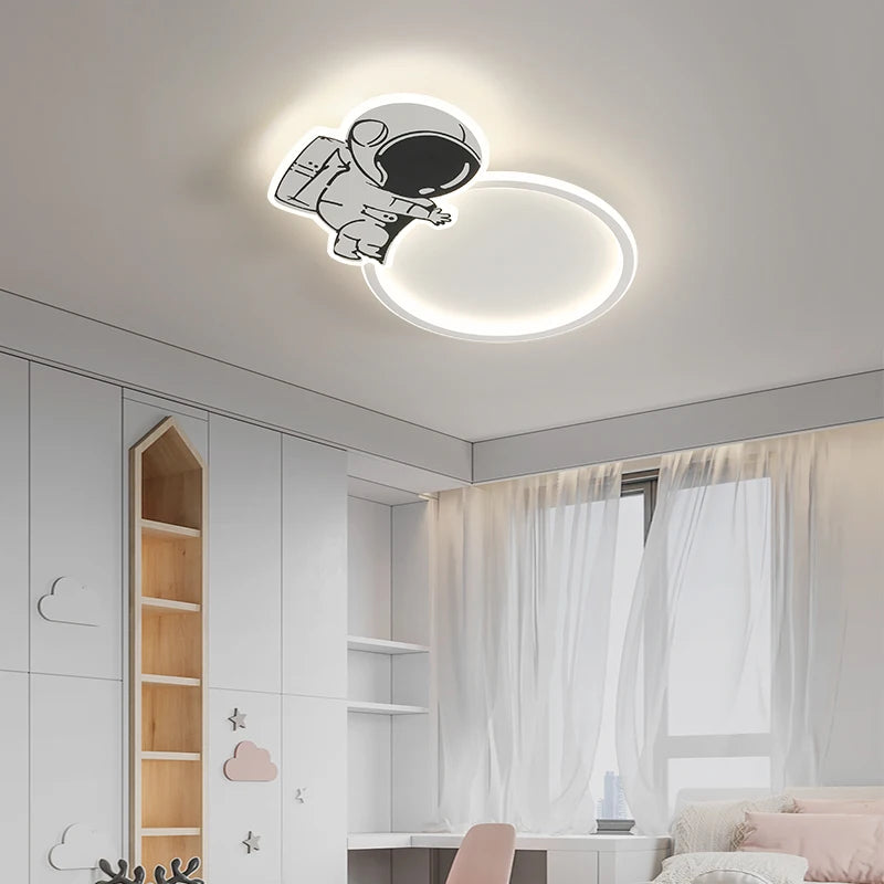 Modern LED ceiling light for bright and elegant interior décor - vue 4 sur 10