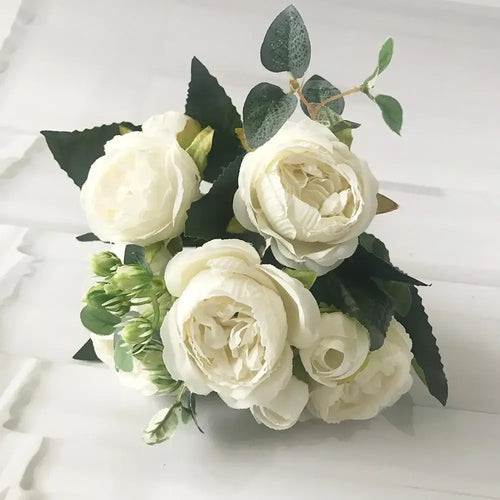 Small artificial flower bouquet for spring decoration and weddings - vue 25 sur 37