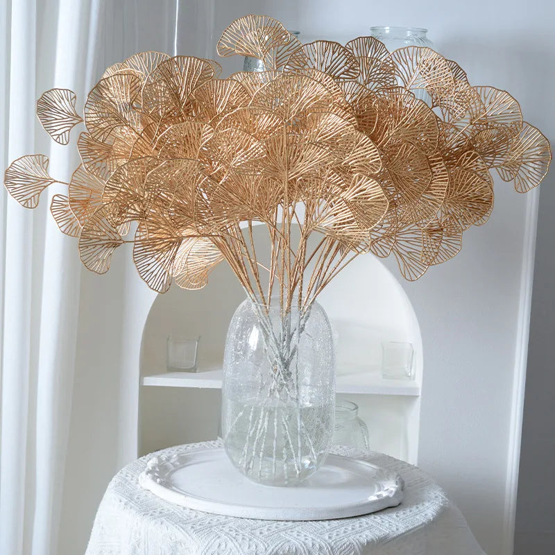 Set of artificial ginkgo, eucalyptus and holly leaves for floral decoration - vue 5 sur 13