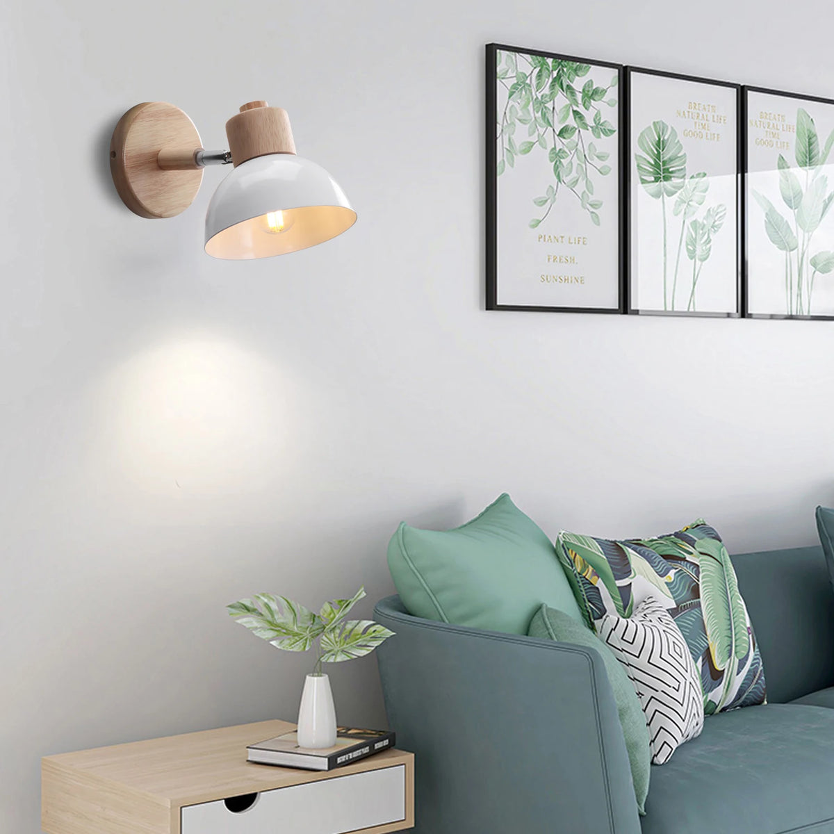 Nordic wooden wall light with cute and modern style