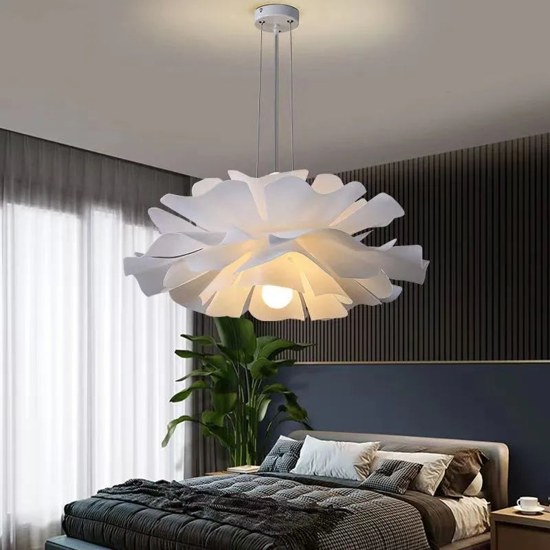 Nordic flower chandelier for bedroom, creative modern light for dining room, living room, and girl's room