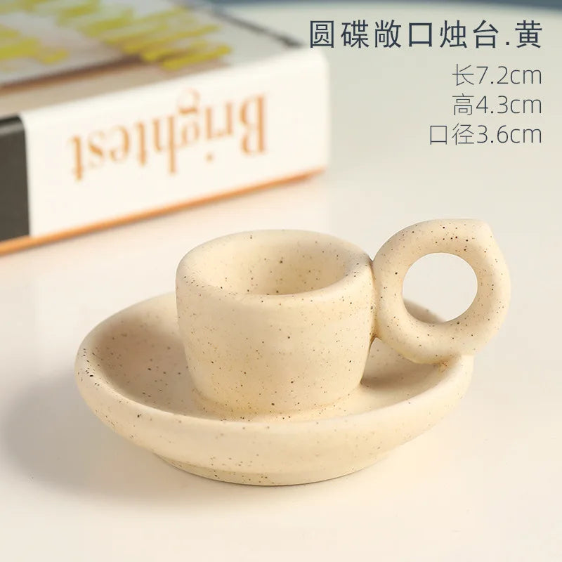 Nordic ceramic candle holder for elegant home décor - vue 7 sur 18