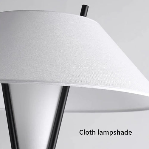 Modern LED floor lamp with foot switch for home decor - vue 5 sur 7