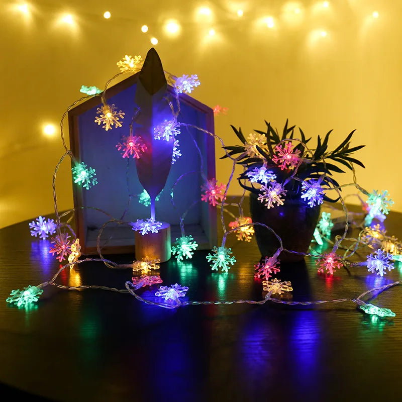 Snowflake LED light garland for Christmas decoration - vue 4 sur 8