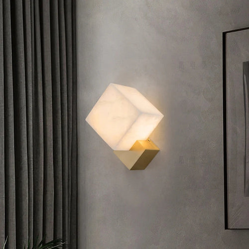 Modern nordic marble LED wall light in American gold bronze - vue 3 sur 7