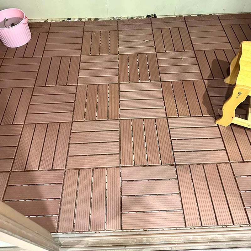 Clip-together outdoor plastic floor tiles 30x30 cm - vue 6 sur 7