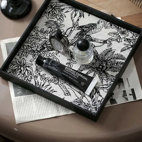 retro decorative leather tray for storage and display - vue 7 sur 8