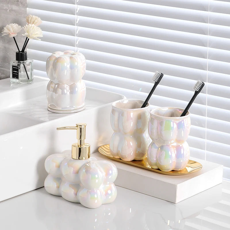ceramic bathroom accessories for a stylish bathroom - vue 4 sur 21