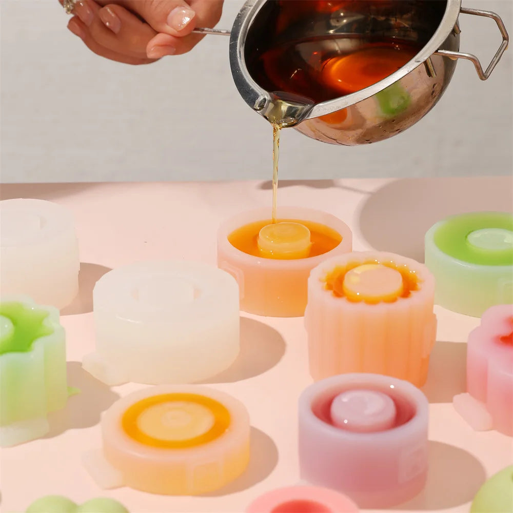 silicone candle mold for scented craft creations - vue 3 sur 16