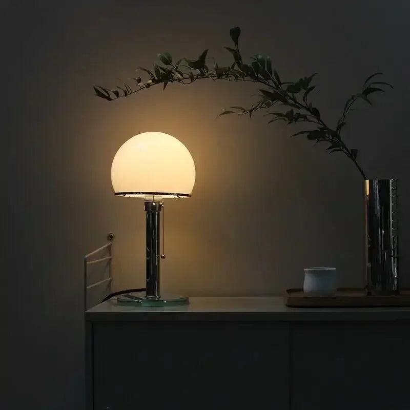 Modern desk lamp with elegant nordic design and practical features