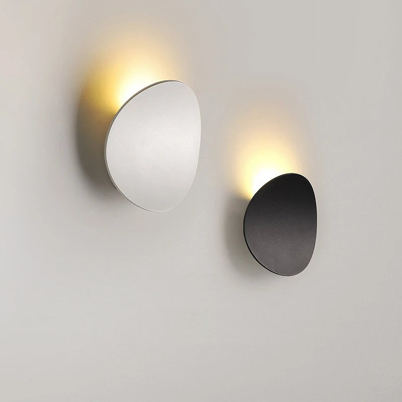 Modern LED wall light for indoor decoration