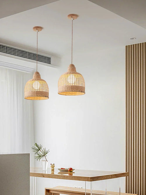 Wabi sabi bamboo and vine woven pendant light - vue 5 sur 9