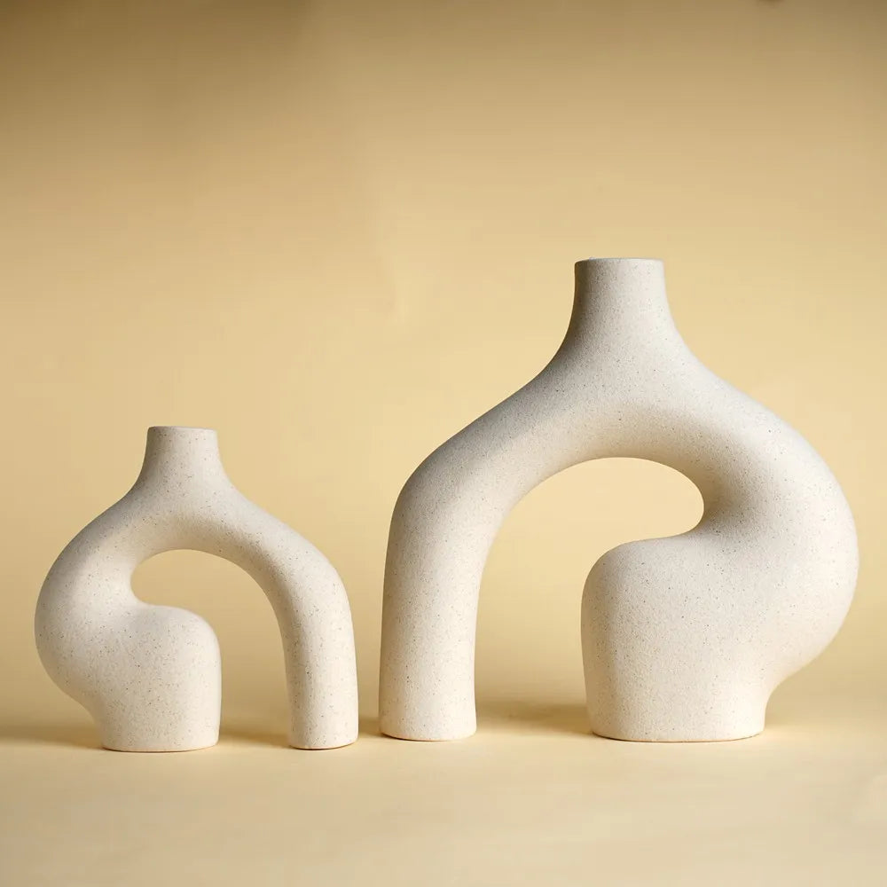 Nordic ceramic vase for modern minimalist decoration