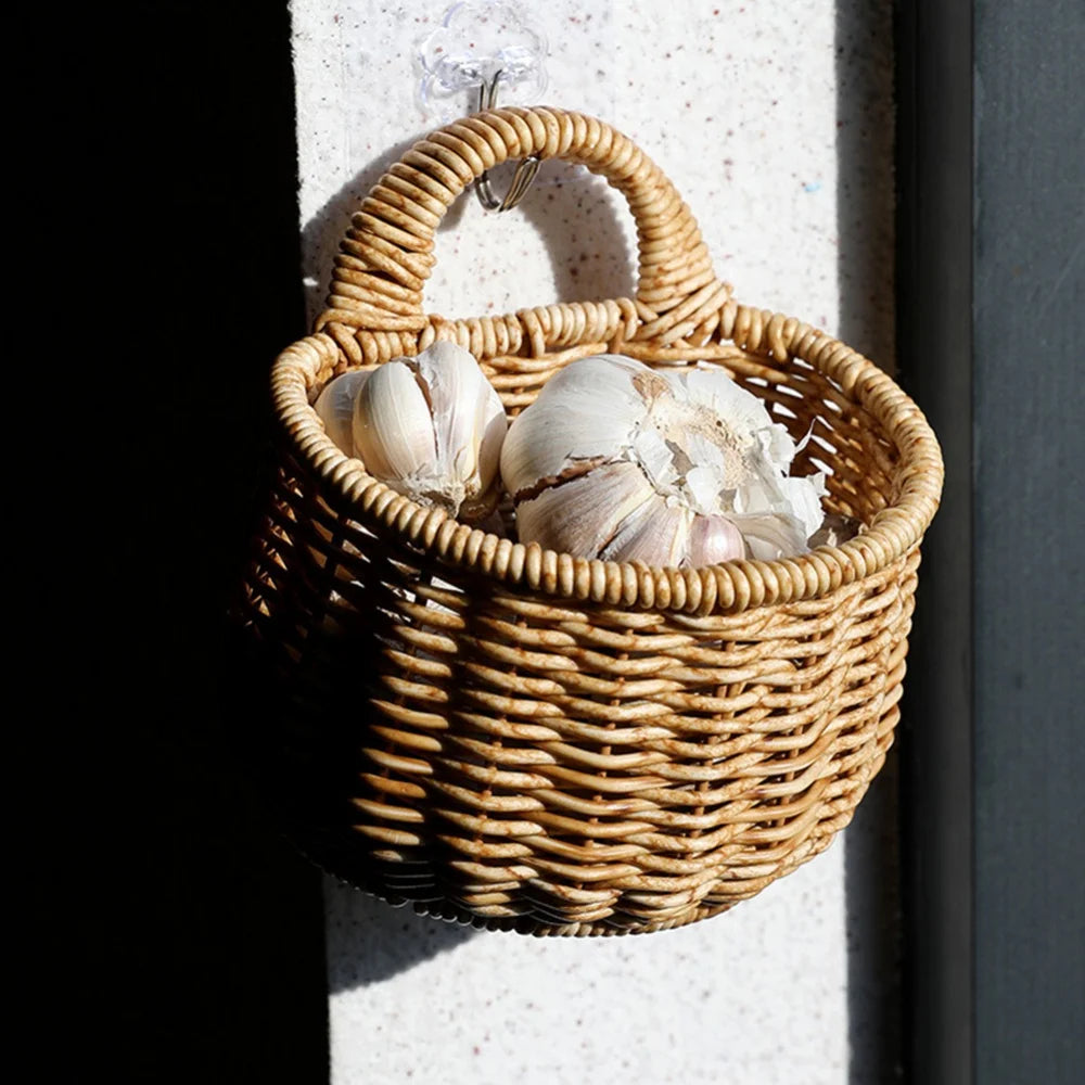 wicker hanging baskets for decorative storage and organization - vue 4 sur 12