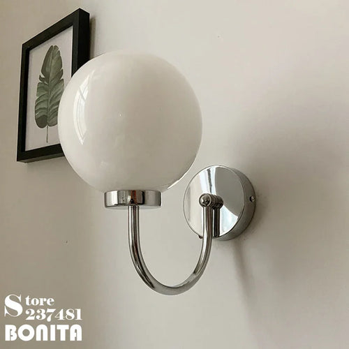 Elegant and modern chrome and milky glass wall light - vue 5 sur 8