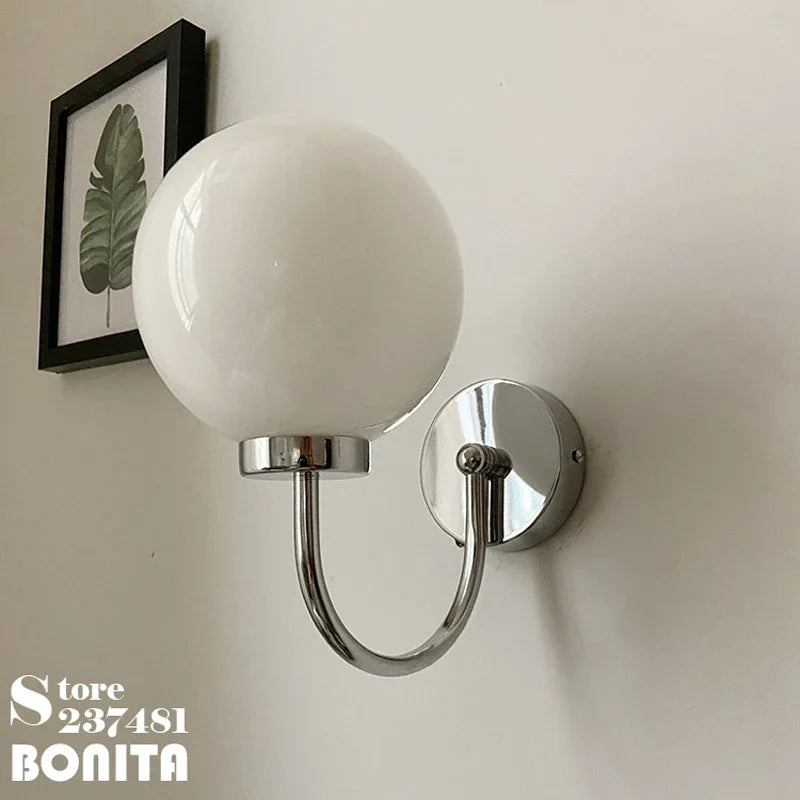 Elegant and modern chrome and milky glass wall light - vue 4 sur 8
