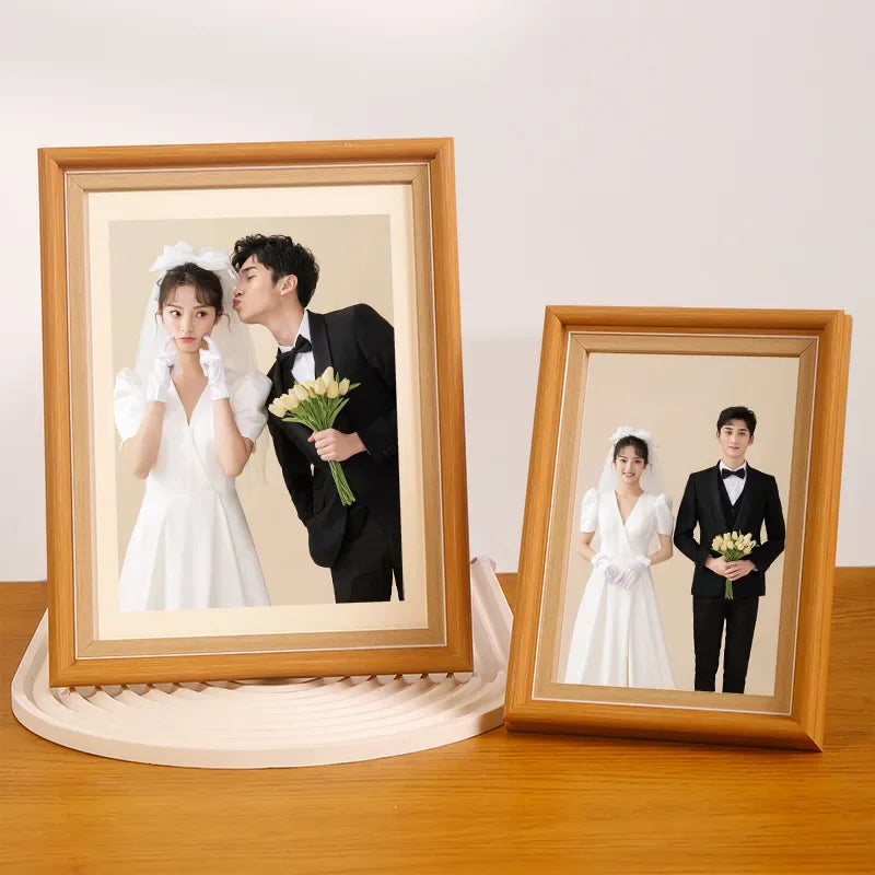 Wooden photo frame for family portraits and weddings