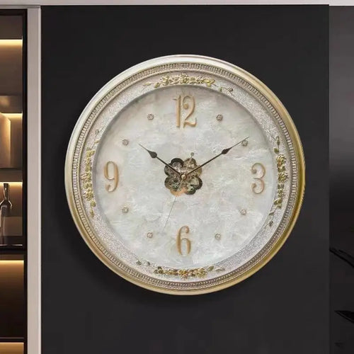 modern silent decorative and creative wall clock for indoor use - vue 6 sur 7