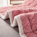 soft lambskin velvet mattress topper for students and dormitories
