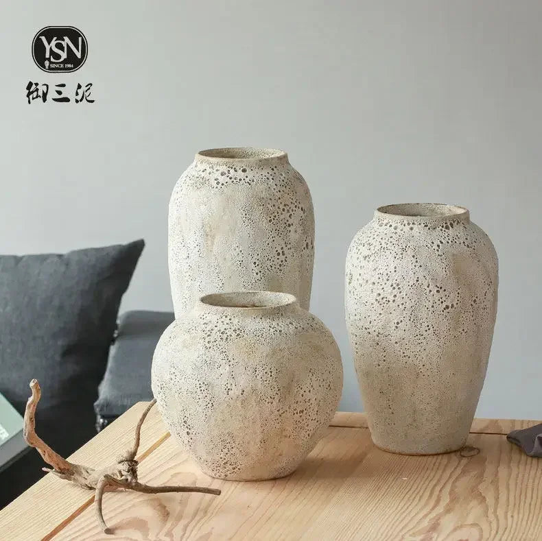 retro ceramic vase for flowers and decoration - vue 5 sur 9