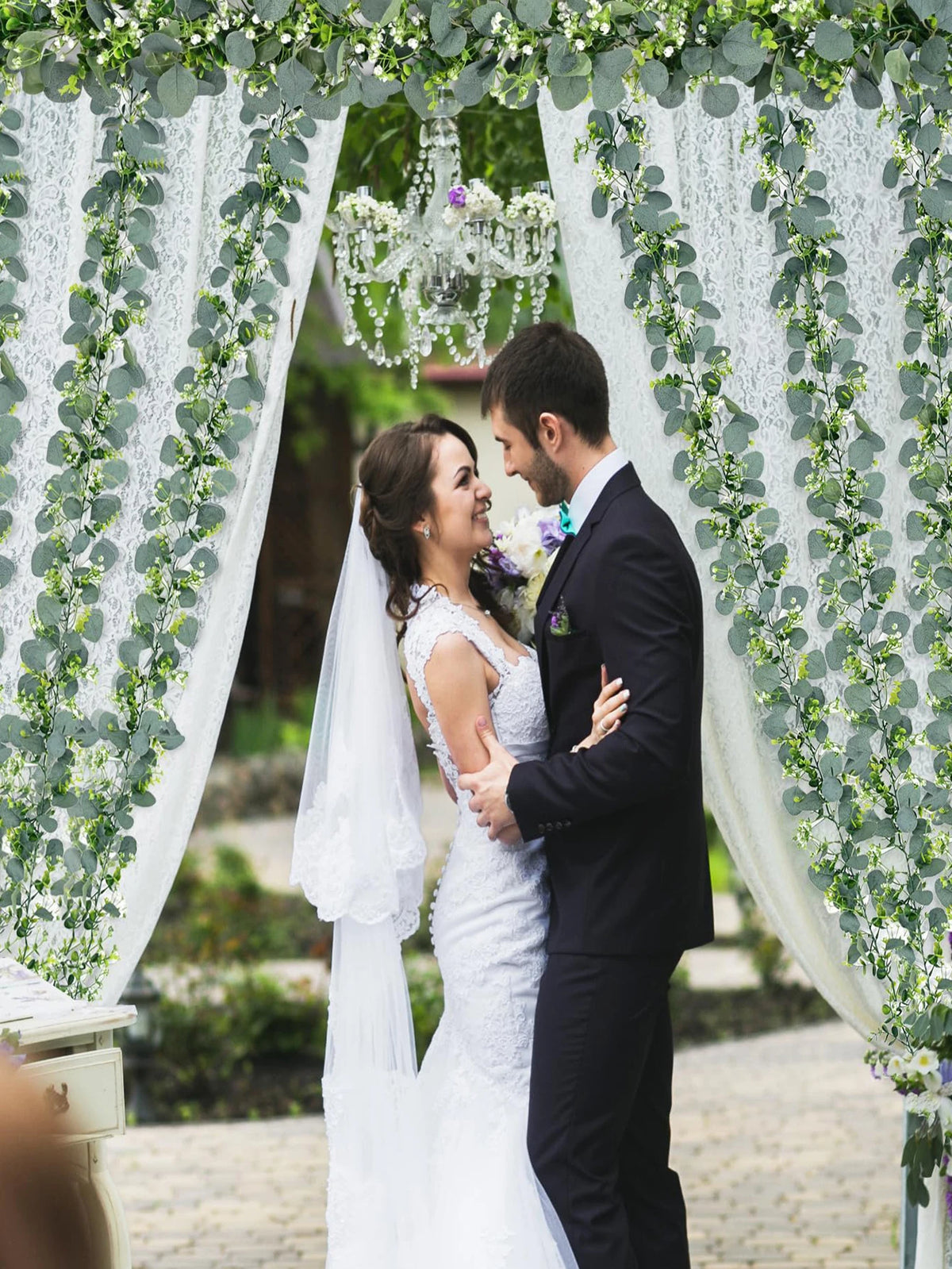Artificial hanging eucalyptus plants for indoor and outdoor decoration - vue 6 sur 7
