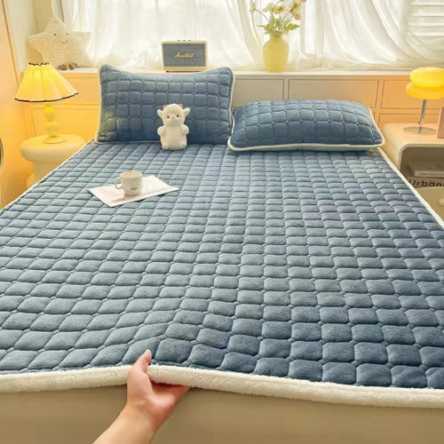thick warm velvet mattress topper for optimal comfort - vue 15 sur 15