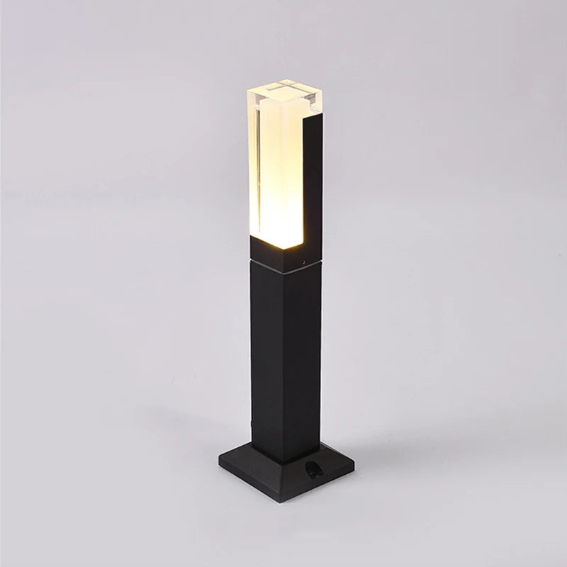 Modern aluminium garden lamp for outdoor lighting - vue 3 sur 8