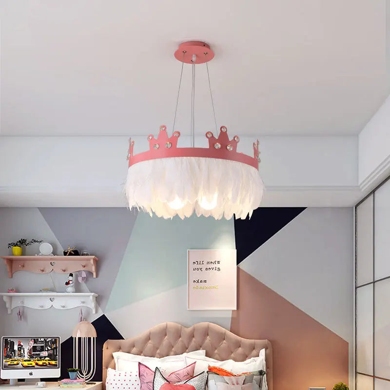 Simple nordic luxury chandelier with crystal feather pendant - vue 3 sur 12