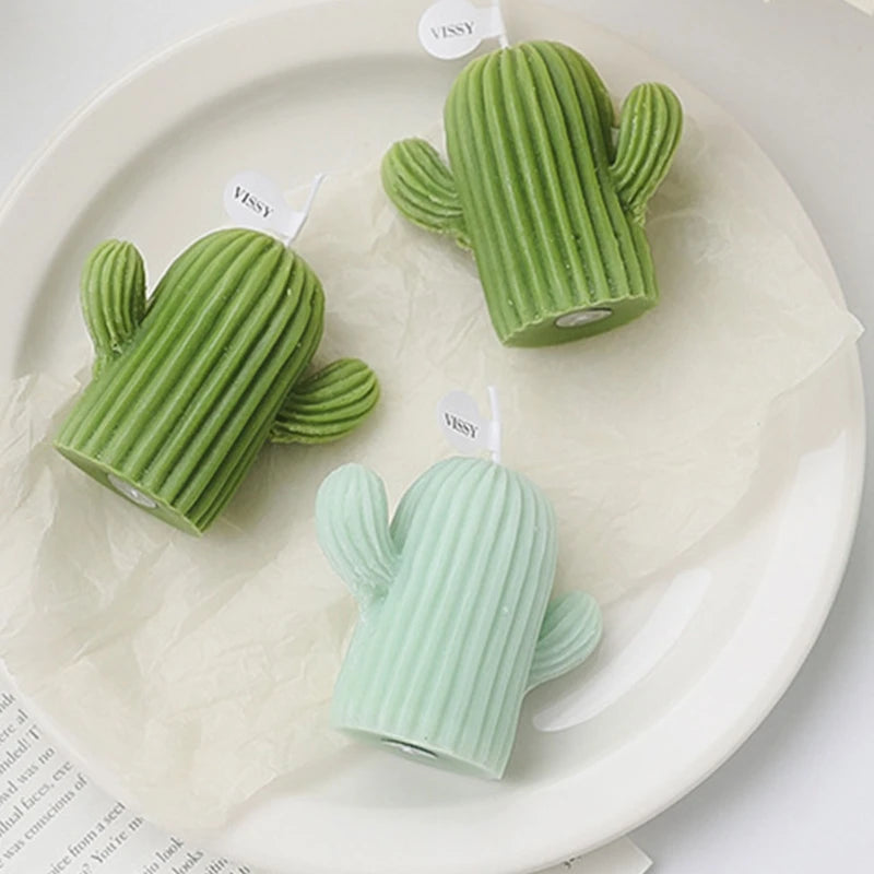 small cactus wax scented candles for home decor - vue 4 sur 9