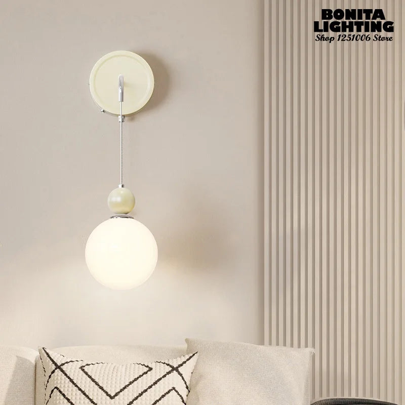 Elegant frosted glass floral wall light - vue 6 sur 18