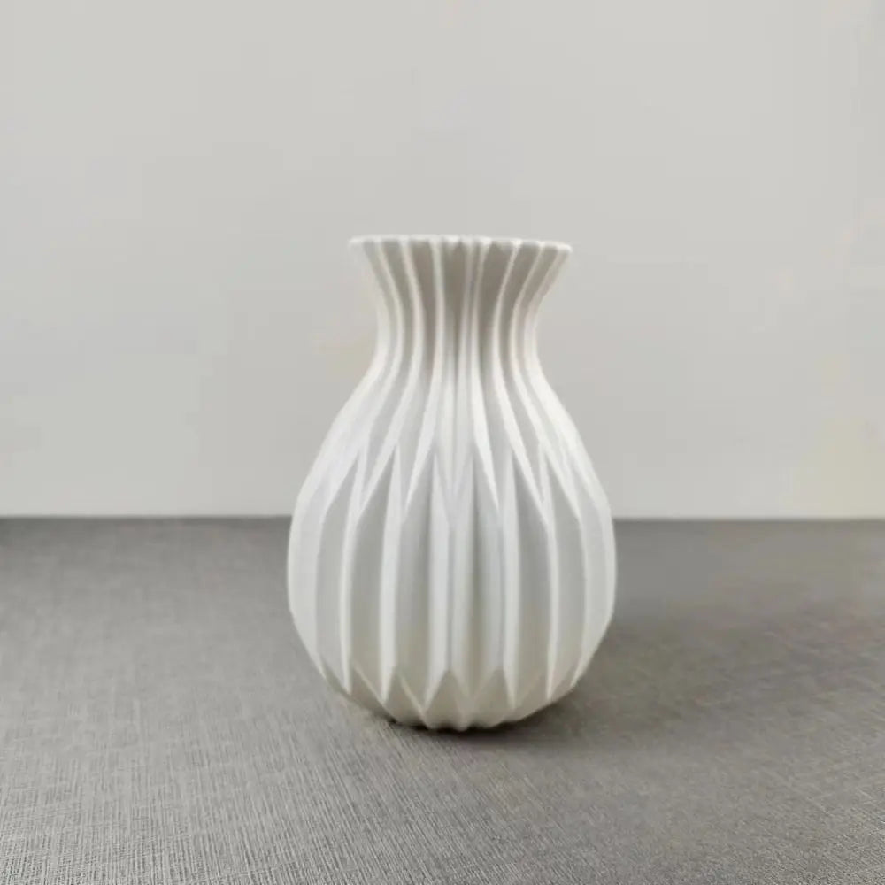 Nordic style ceramic vase for flower decoration