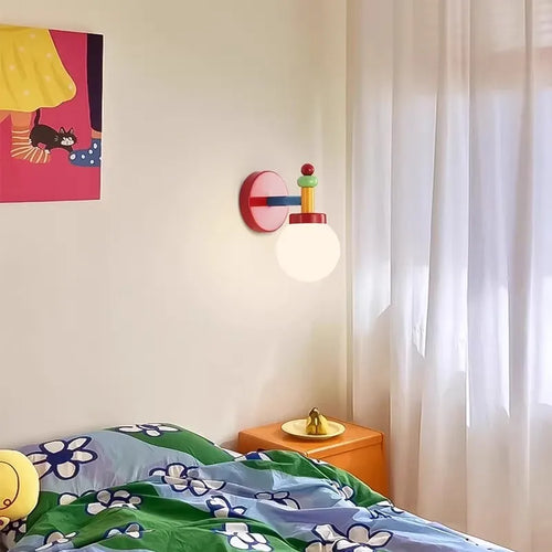 Milky glass wall lights for children's room - vue 3 sur 4