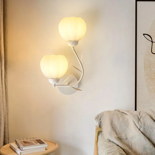 Pumpkin-shaped wall light for indoor decor - vue 4 sur 11