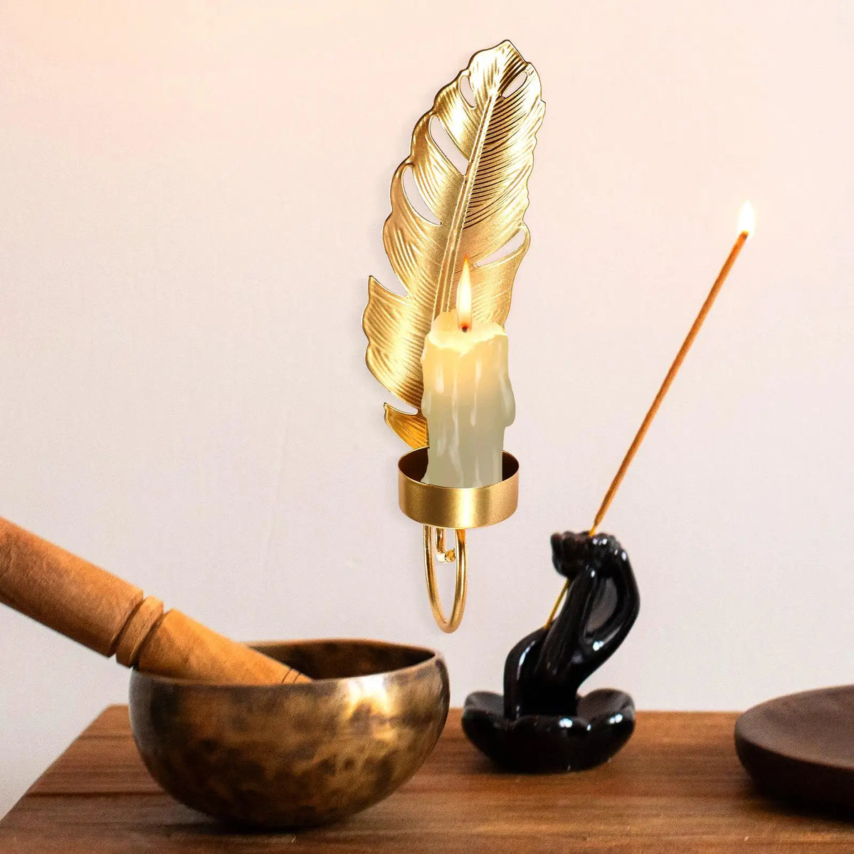 gold metal wall mount decorative candlestick lightweight - vue 2 sur 6