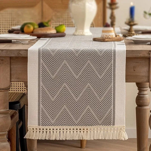 Waterproof polyester table runner with modern geometric pattern