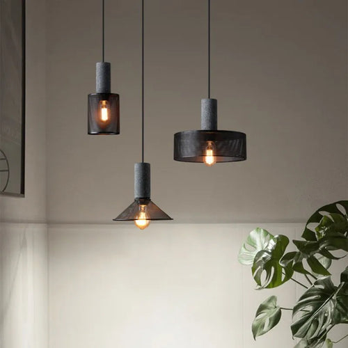 Industrial concrete pendant light with iron shade - vue 3 sur 29