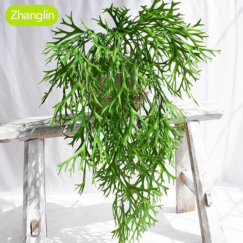 Artificial succulent plants for festive wall decoration - vue 2 sur 9