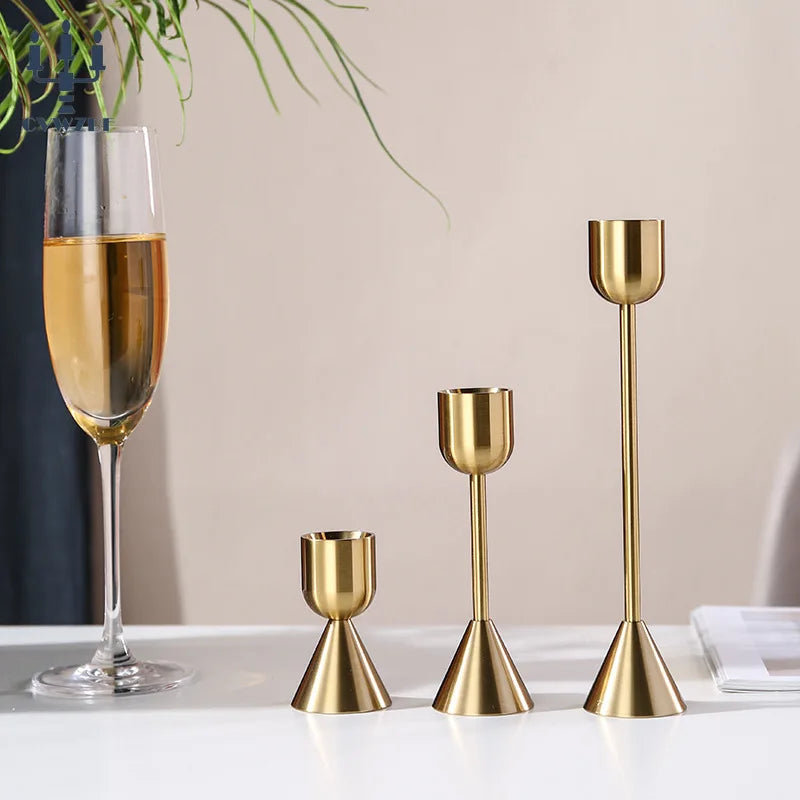Metal candle holders for weddings, romantic decoration and parties