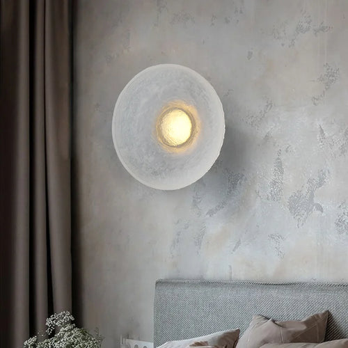 Round postmodern wall light with vintage retro transparent design - vue 4 sur 6