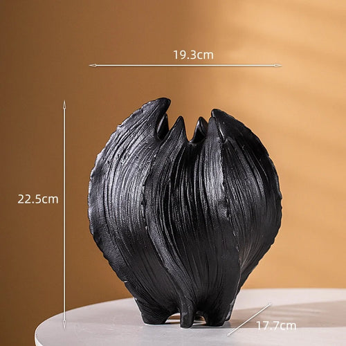 ceramic vase abstract craft for floral decoration - vue 7 sur 13