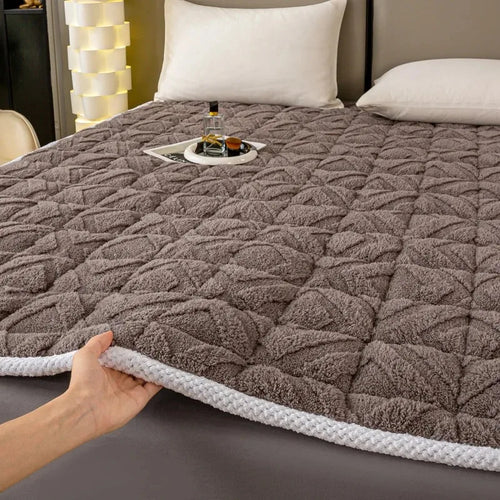 soft winter lambskin velvet mattress topper for students - vue 2 sur 12